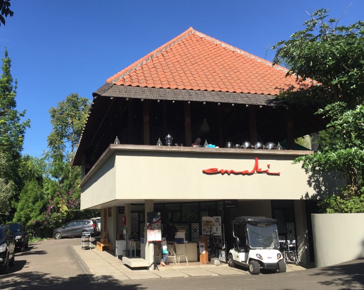 Emaki Almasoem Resor