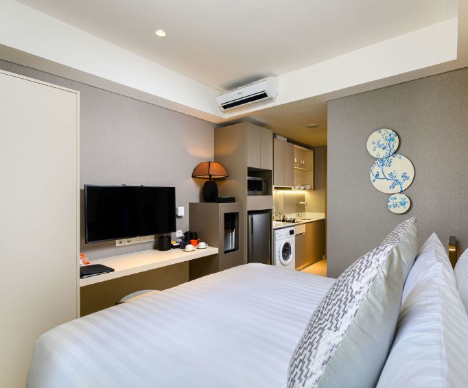 Service Kamar PIK